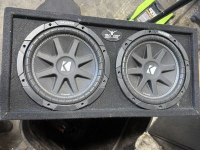 Kicker Dual 10 Subwoofers With Box