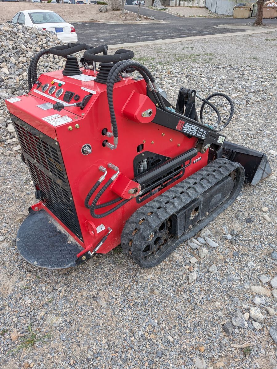 Mini Skid Steer For rent