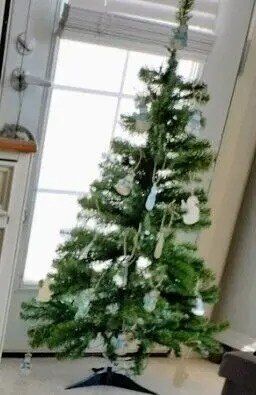 ARTIFICIAL Christmas Tree