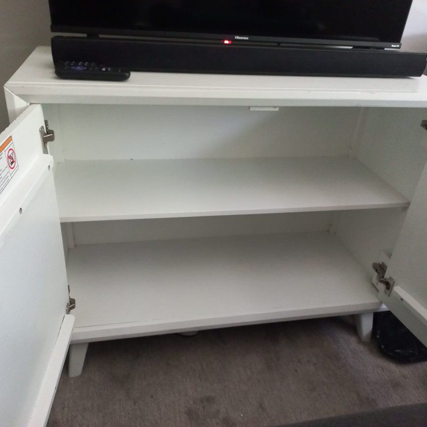 Main image 6