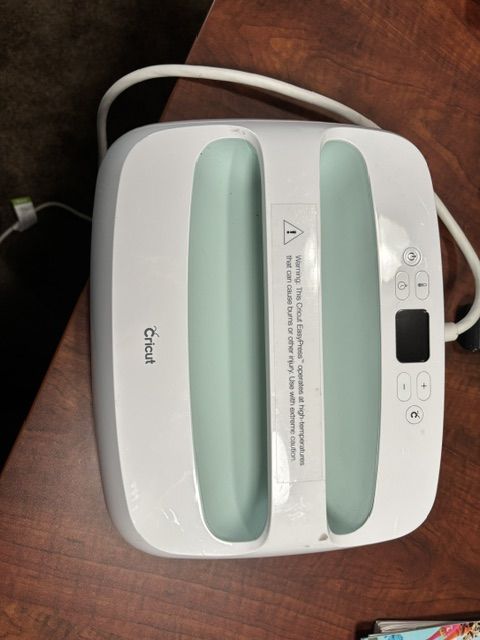 Cricut Heat Press 12" X 10"