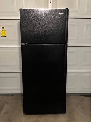 Whirlpool 14.3-cu Ft Too-Freezer Refrigerator