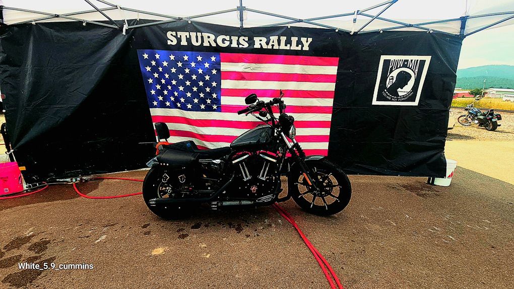 Sportster 883