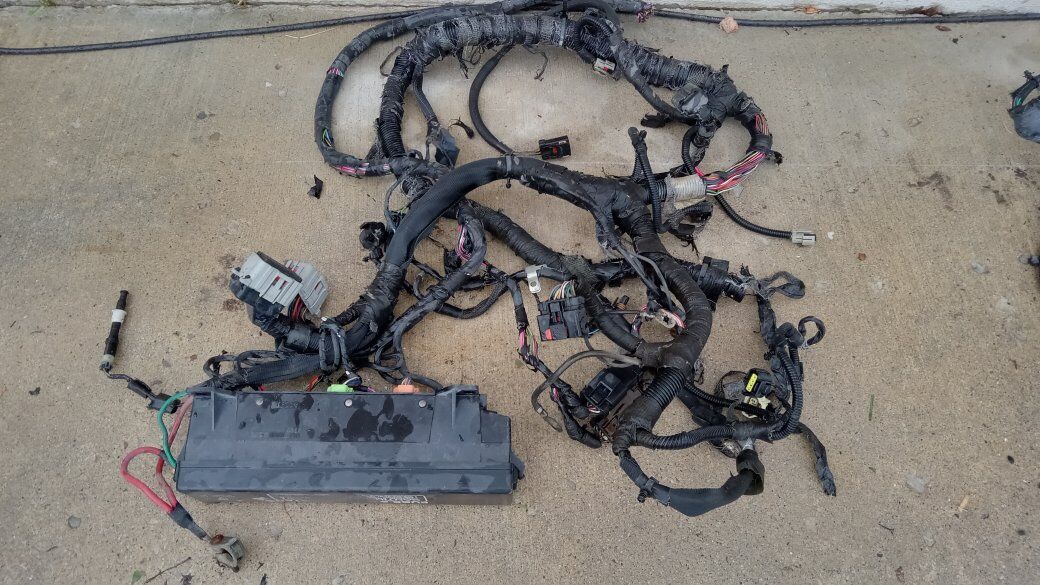 1999 Chrysler Town & Country Wiring Harness Replacement Part Fuse Box Connectors