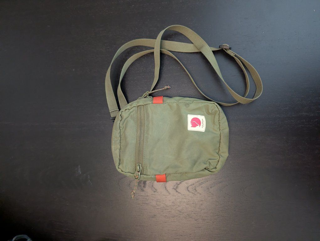 Fjallraven Kanken Greenland Pocket Crossbody Shoulder Bag Olive Green with Strap