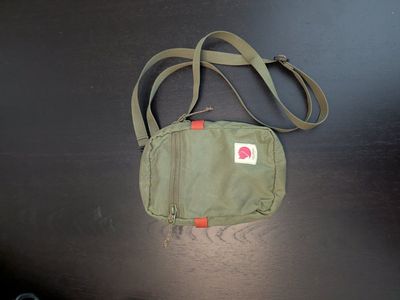 Fjallraven Kanken Greenland Pocket Crossbody Shoulder Bag Olive Green with Strap