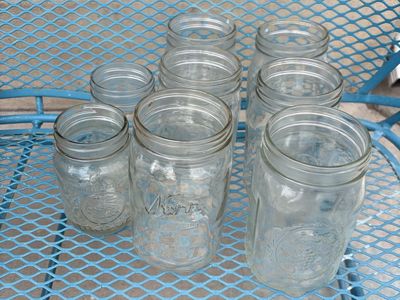 8 Mason Canning jars 6 quarts 2 pints