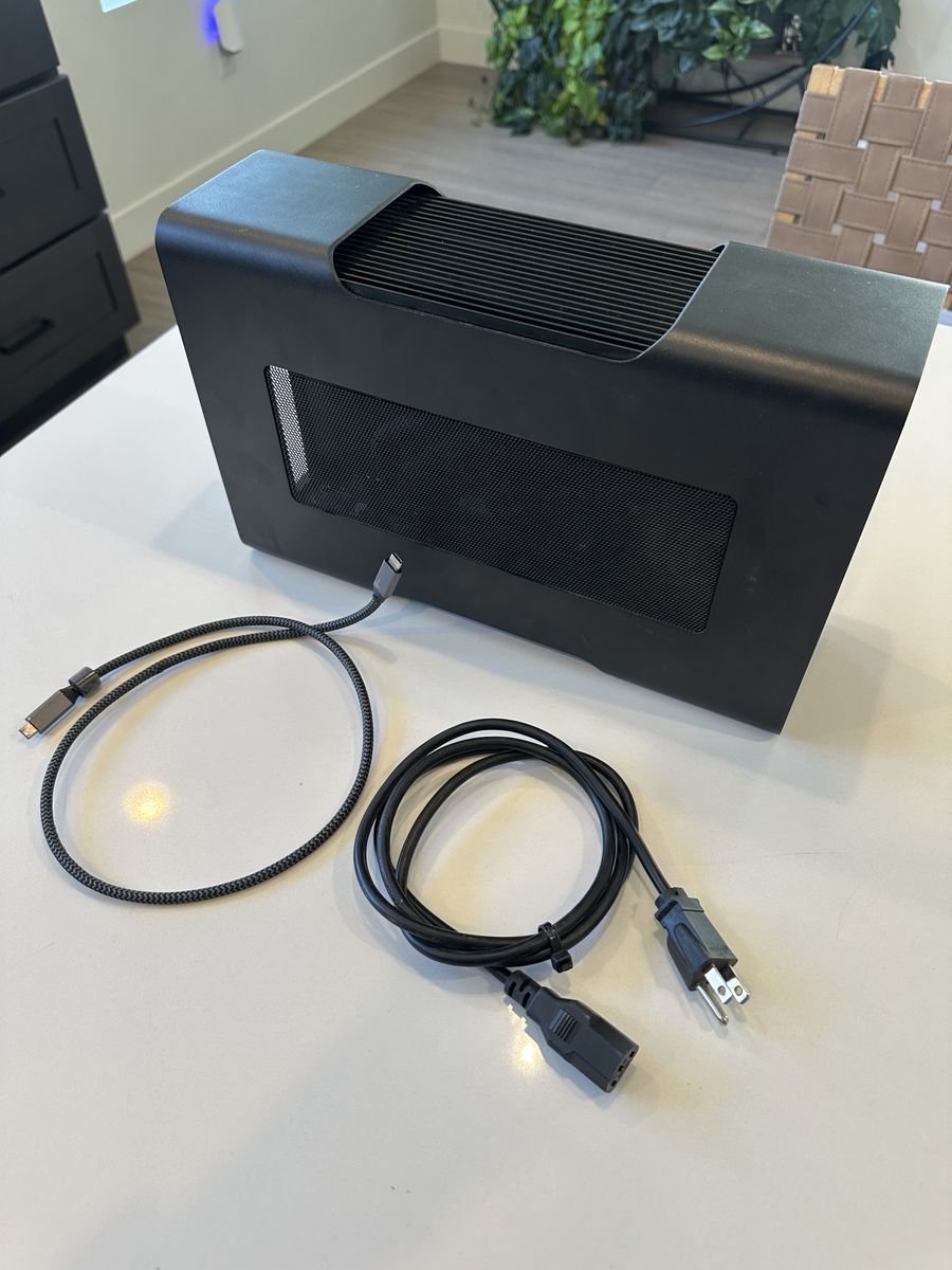 Razer Core V2 eGPU (External Enclosure for Desktop Graphics Cards)