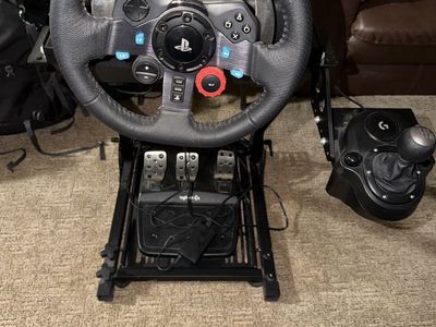 Video game racing wheel