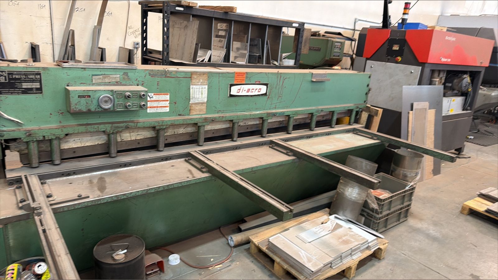 The Press & Shear Machinery Co Ltd HydraShear Sheet Metal Shear 10ft, 3/16 thickness, 460V, 3PH, 60CPS
