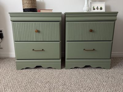 Set of 2 Nightstands