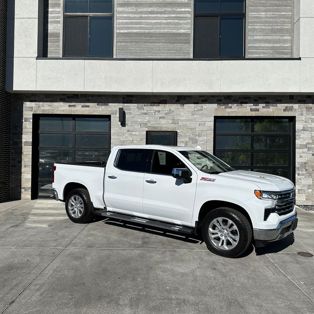 2024 Chevrolet Silverado 1500 LTZ