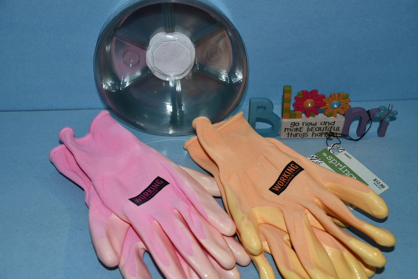 2 NEW PAIRS GARDENING GLOVES (PINK & YELLOW) + 8 PLANT POT HOLDERS + NWT "BLOOM" SIGN ~ ALL FOR $5