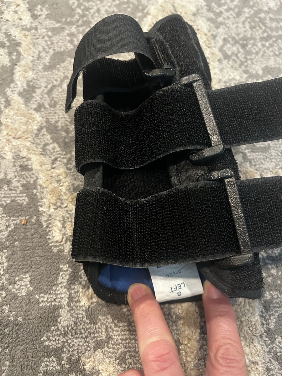 Left Wrist Splint Brace Size Small 