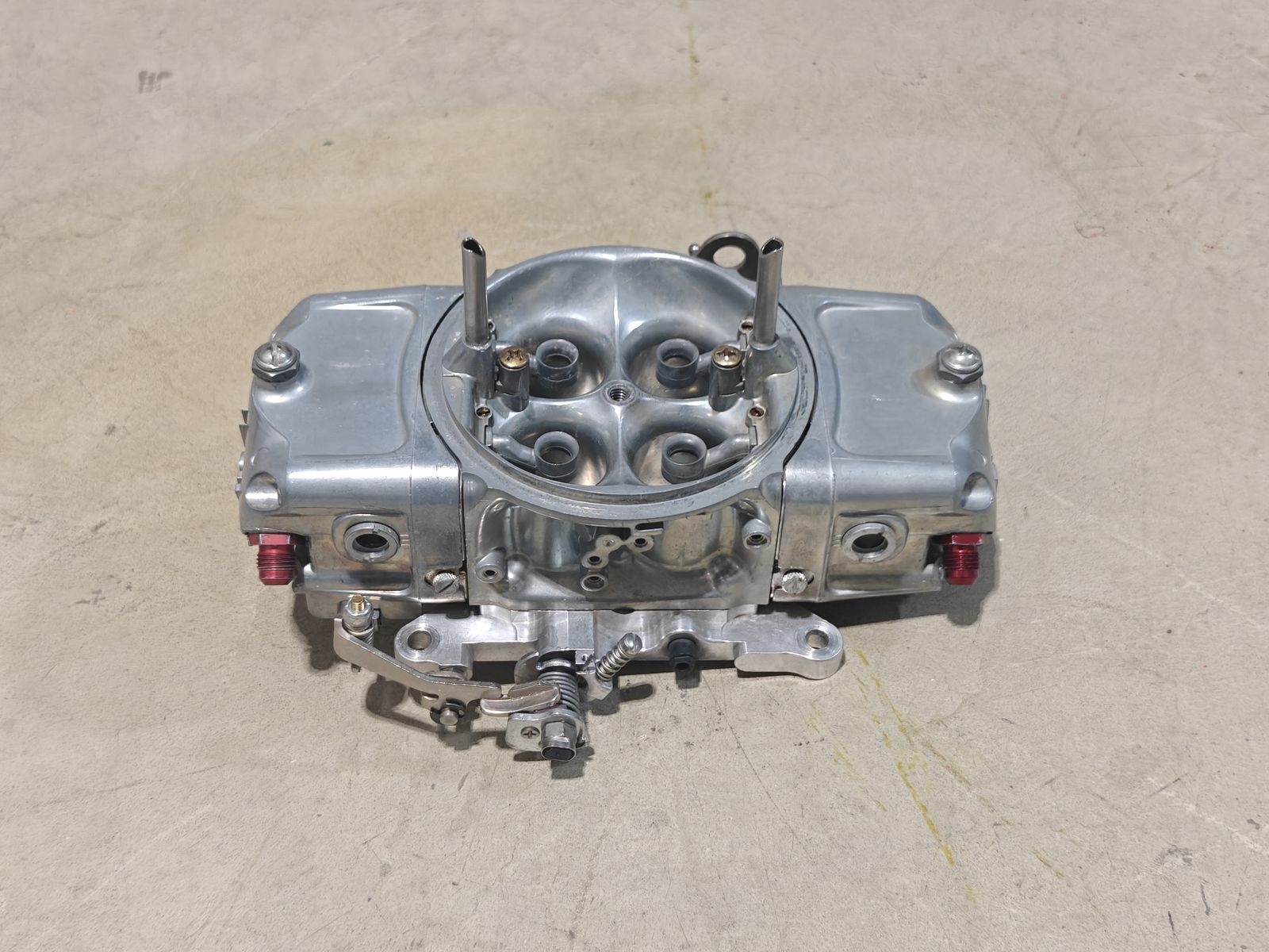 850 CFM Demon Carb