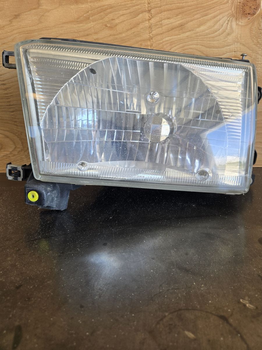 Headlights 2000 4 runner
