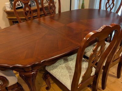 7 Piece Dining Table with Chairs