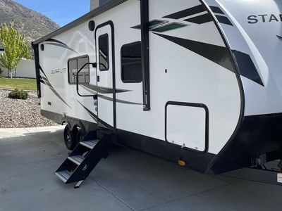 2023 22.5 “ StarCraft Super Lite travel trailer