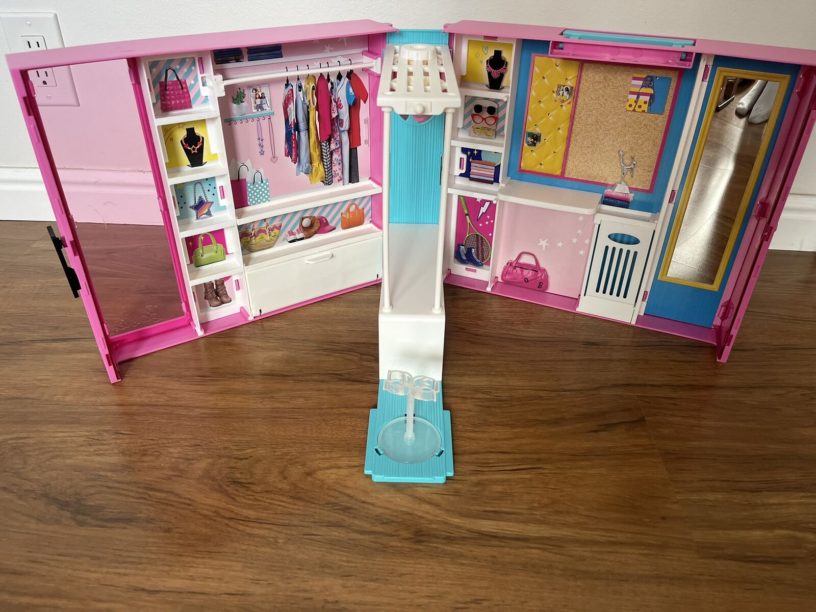 Barbie Doll Closet
