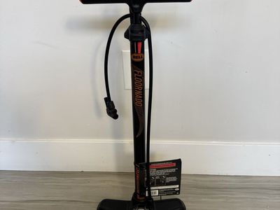 New Bell Floornado 750 High Pressure Floor Pump Bicycle