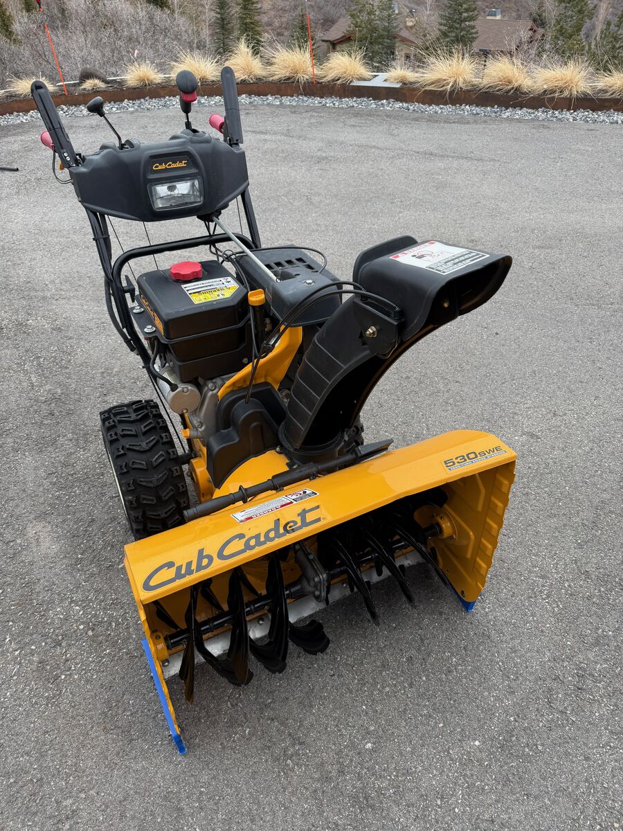 Cub Cadet 530 Snowblower
