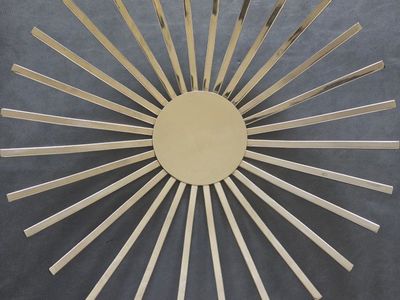 Z Gallerie Jupiter Stainless Steel Sunburst Decorative Plate Wall Decor - 19.5" Diameter 3.5 height 4 pounds