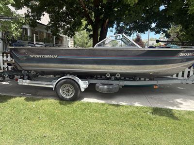 Blue Fin Sportsman Fishing Boat