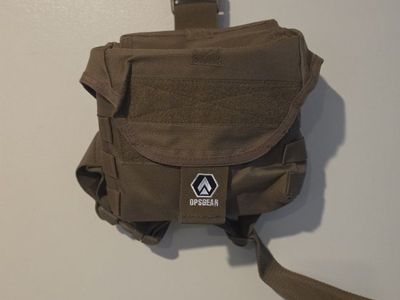 Drop leg dump pouch.