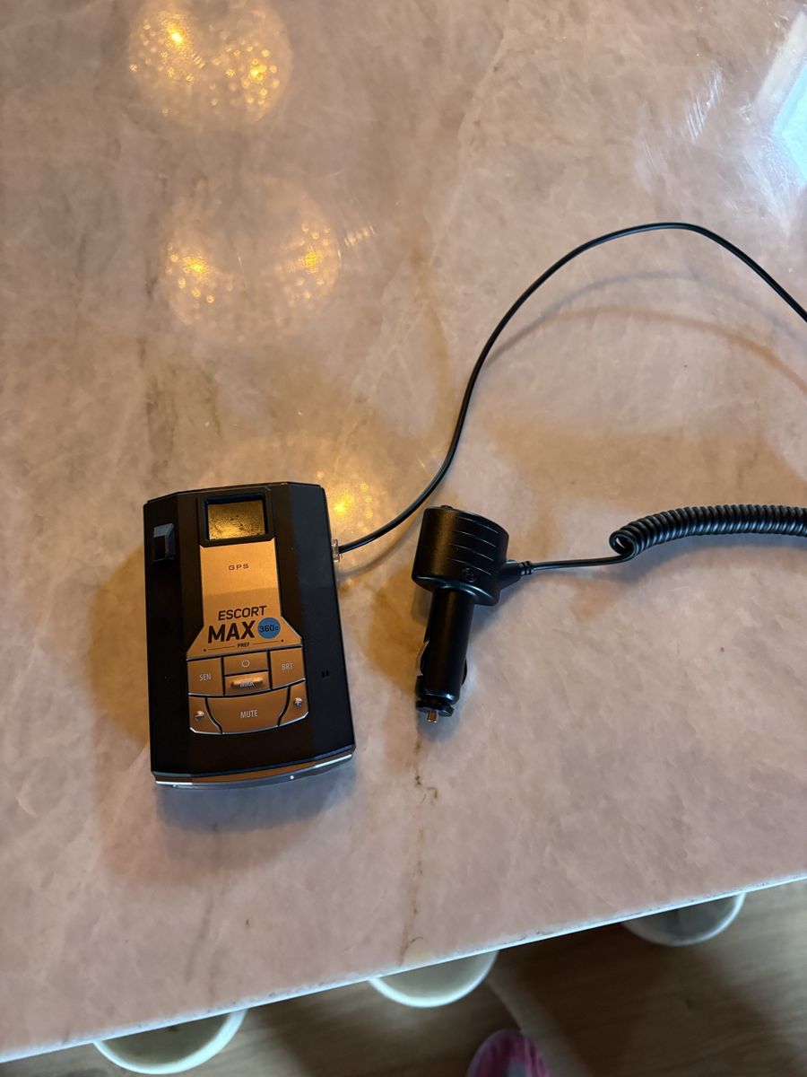 Radar detector escort max 360c