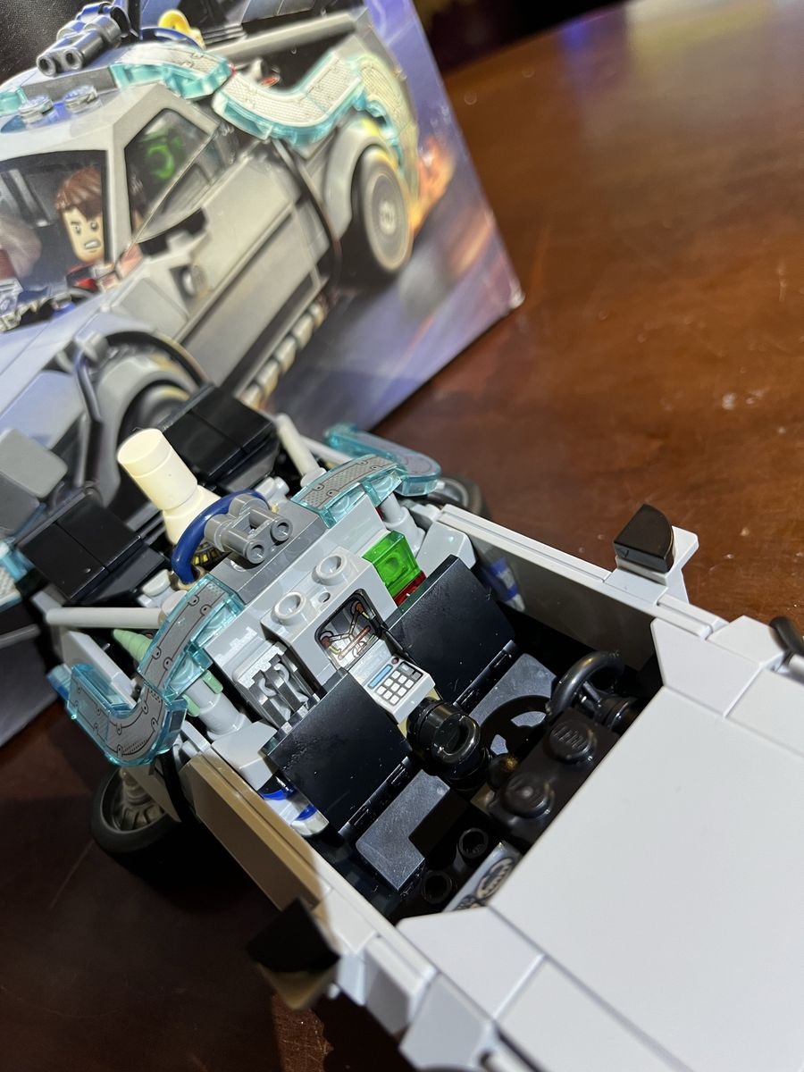 Main image 6