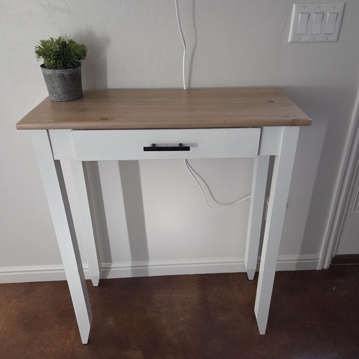 Farmhouse Entry/Console Table