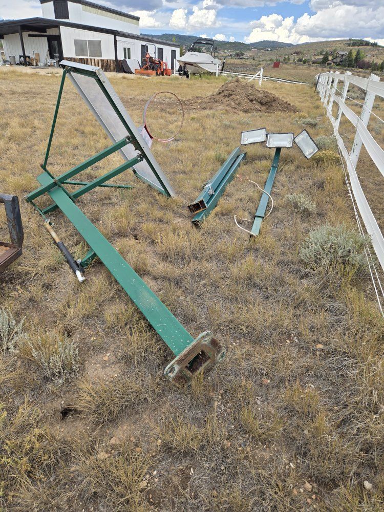 Main image 6