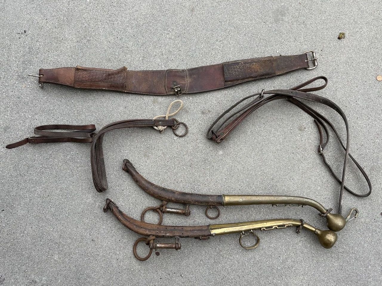 Main image 1