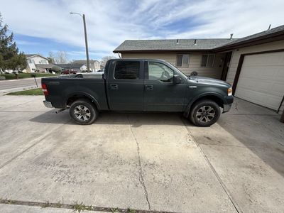 2005 ford f-150 lariat