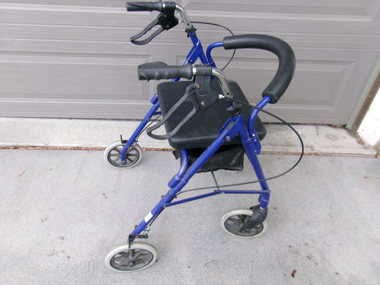 Invacare Deluxe Adult Medical Walker with Bag