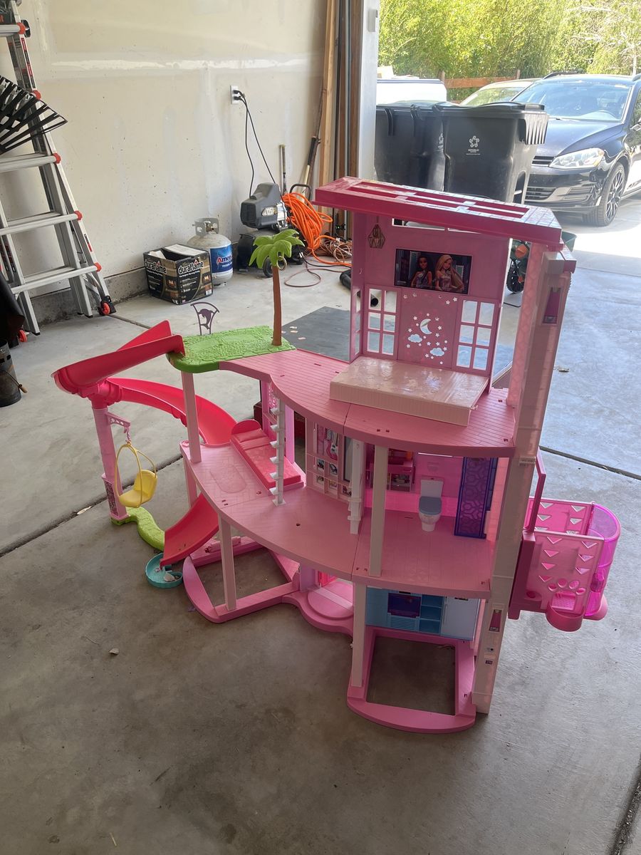 Barbie dream house