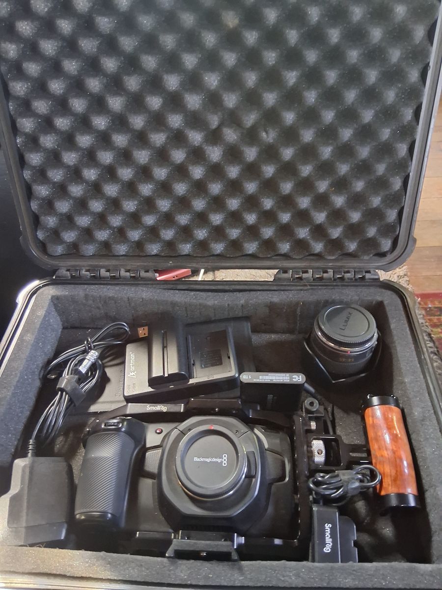 Complete Blackmagic Pocket 4k Cinema Camera Kit & Hard Case