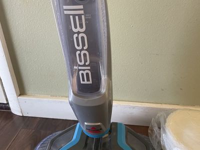 Bissel spin wave floor cleaner and polisher