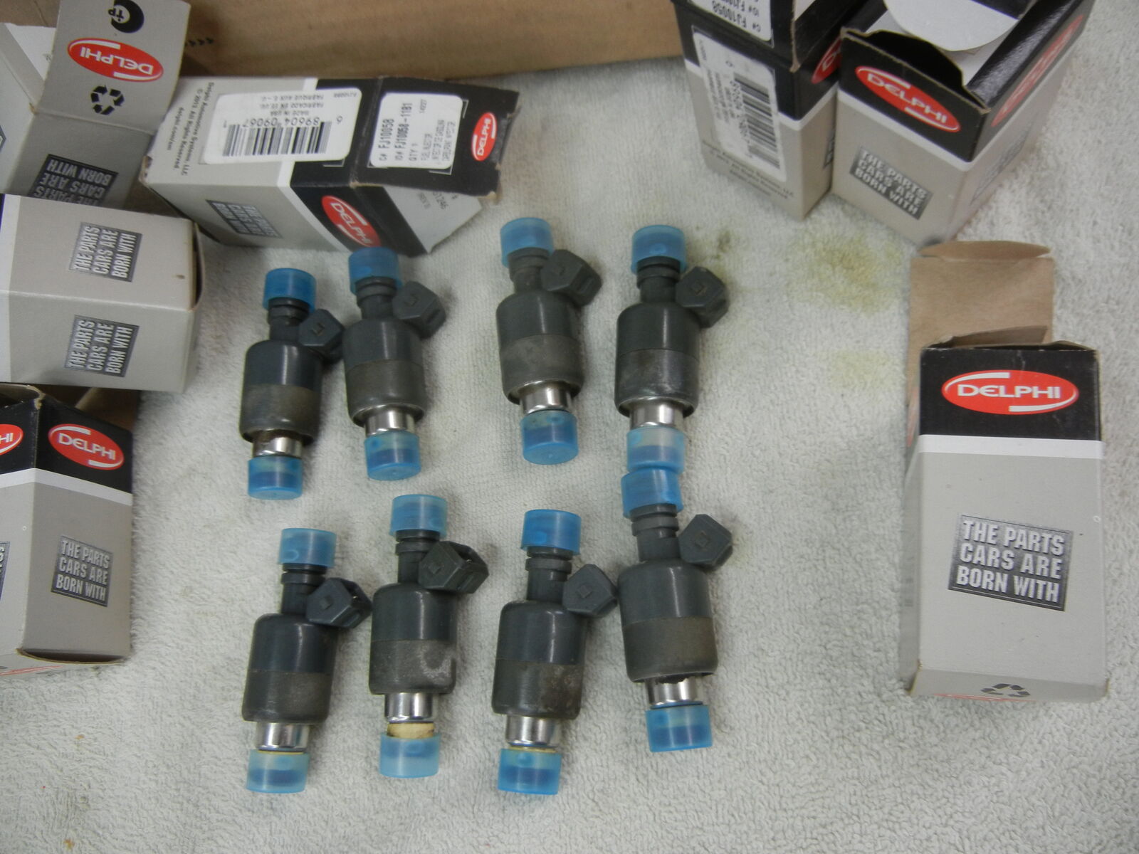 Chevy GMC Fuel Injectors Used