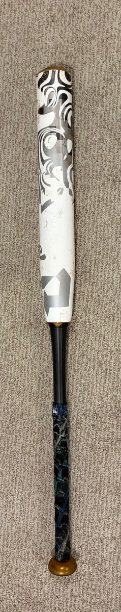 Demarini Whisper fastpitch softball bat 31 inch (drop 10) 21 oz. 2-piece composite used