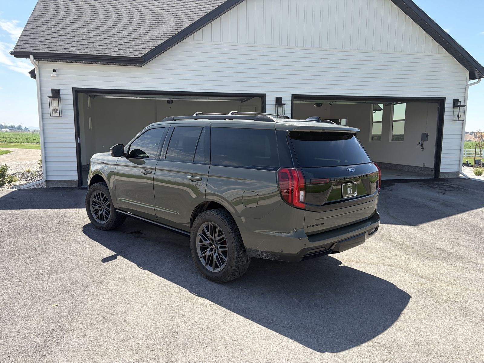 2025 Ford Expedition Platinum
