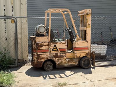 Allis Chalmers fork lift