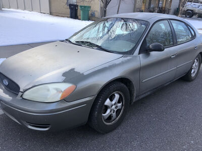 2004 FORD TAURUS