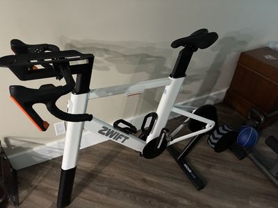 Zwift Ride + KICKR Core 2