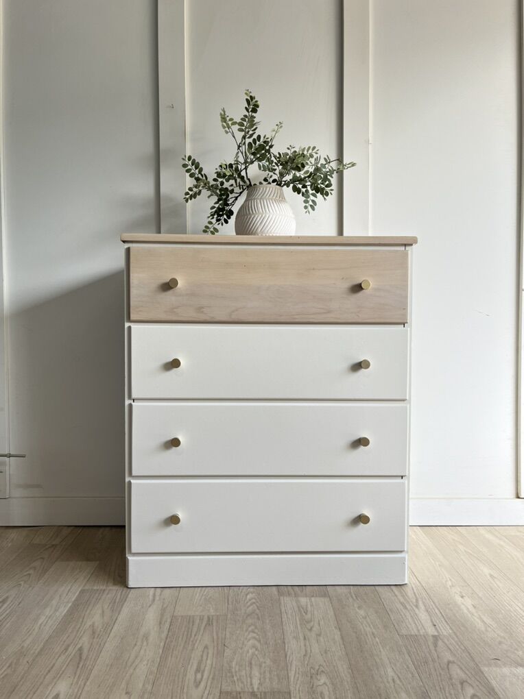 4 Drawer Like New Wood Dresser