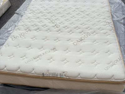 Saatva Full Mattress, Memory Foam Hybrid