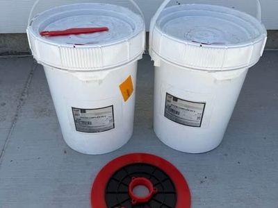 5 gal of Grease