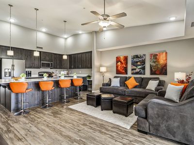 Estancia 306 W