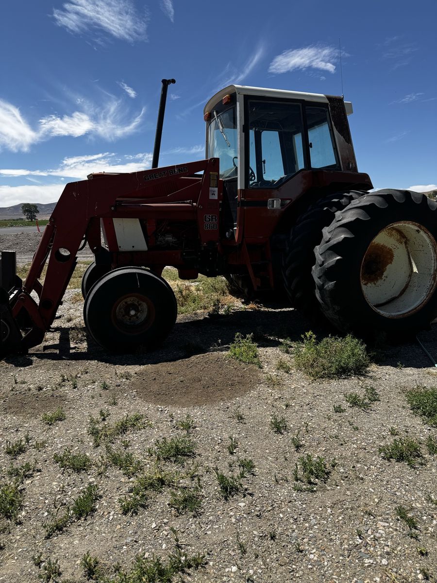 1977 International tractor