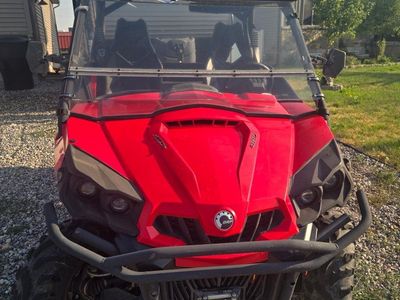 Can-Am Commander Side-by-Side UTV - Red